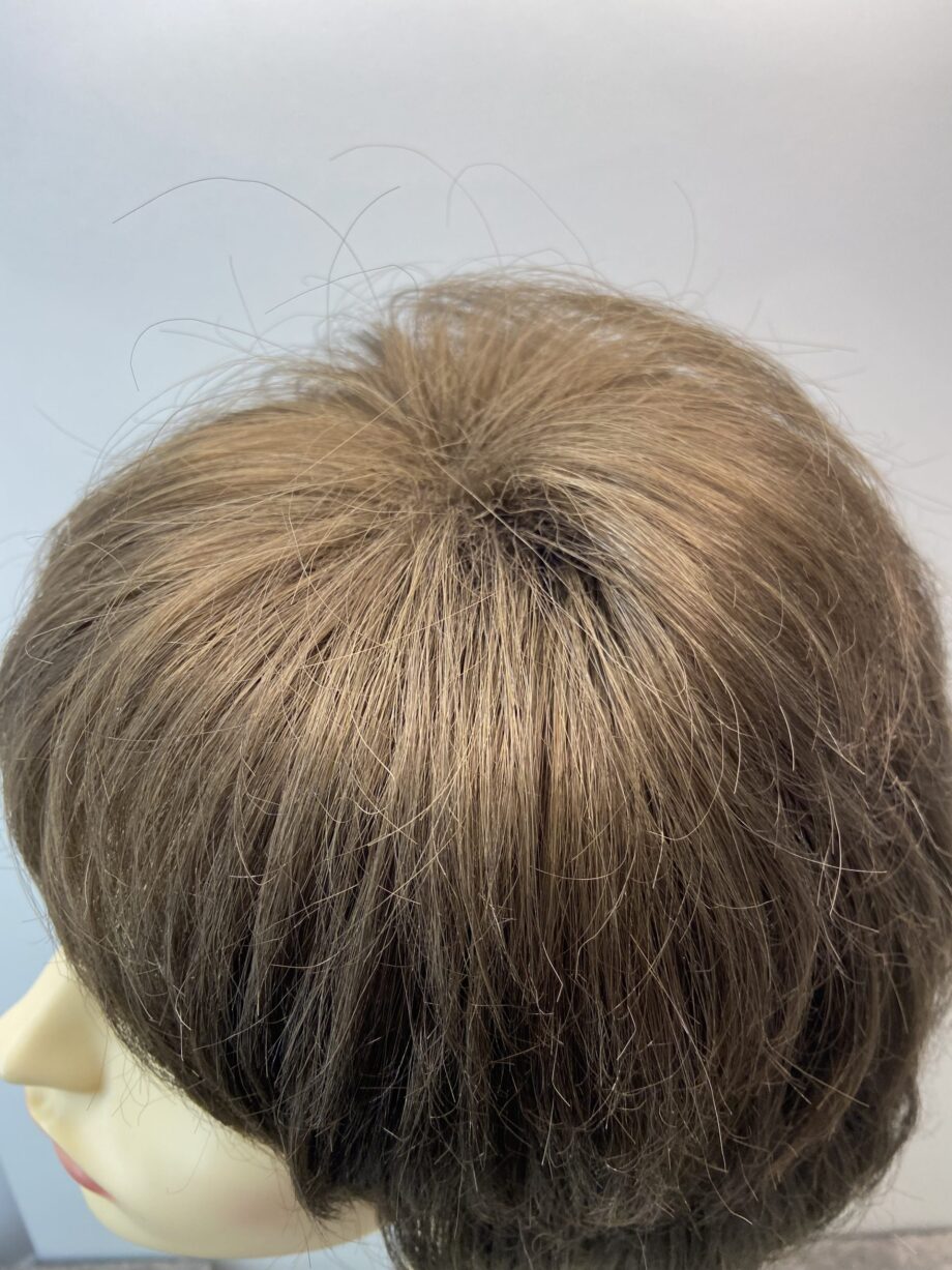 Brown stylish wig. Brms95