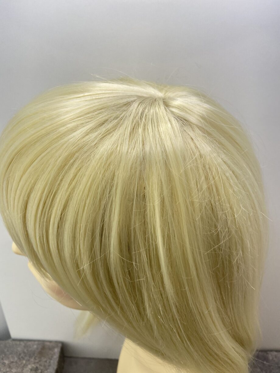 Long blonde wigs. Blls90