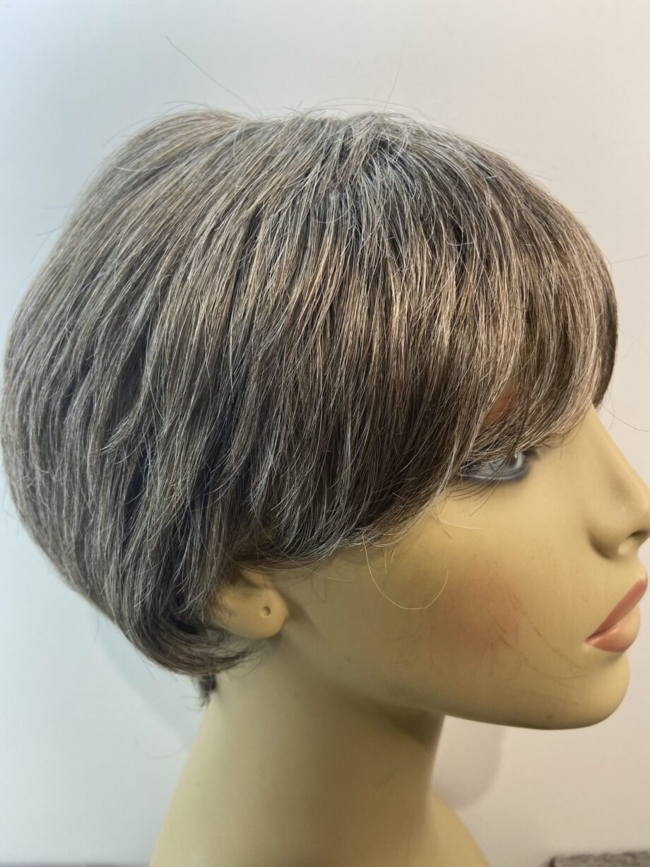 Dark grey short wig. Gss5995