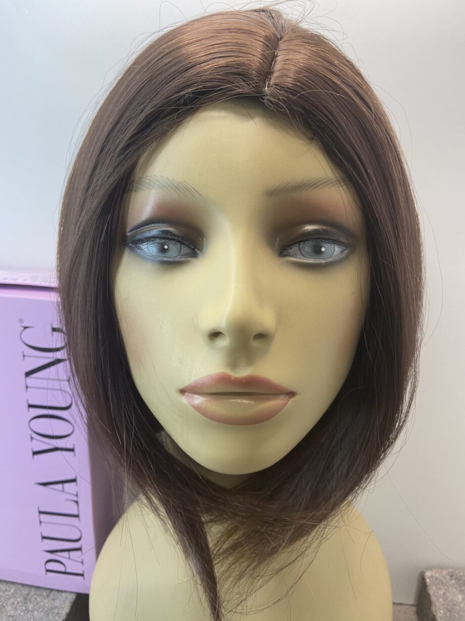Beautiful brown shiny wig. Bplbrms46