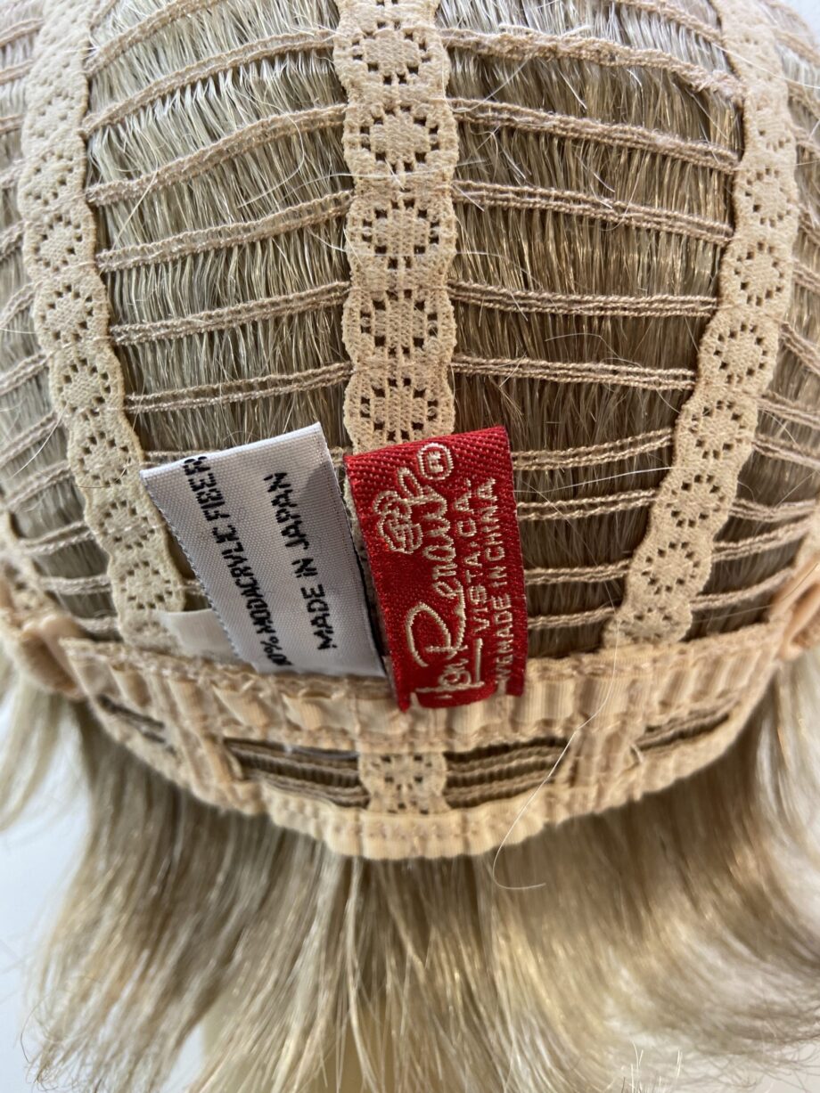 Short neat blonde. Blss518