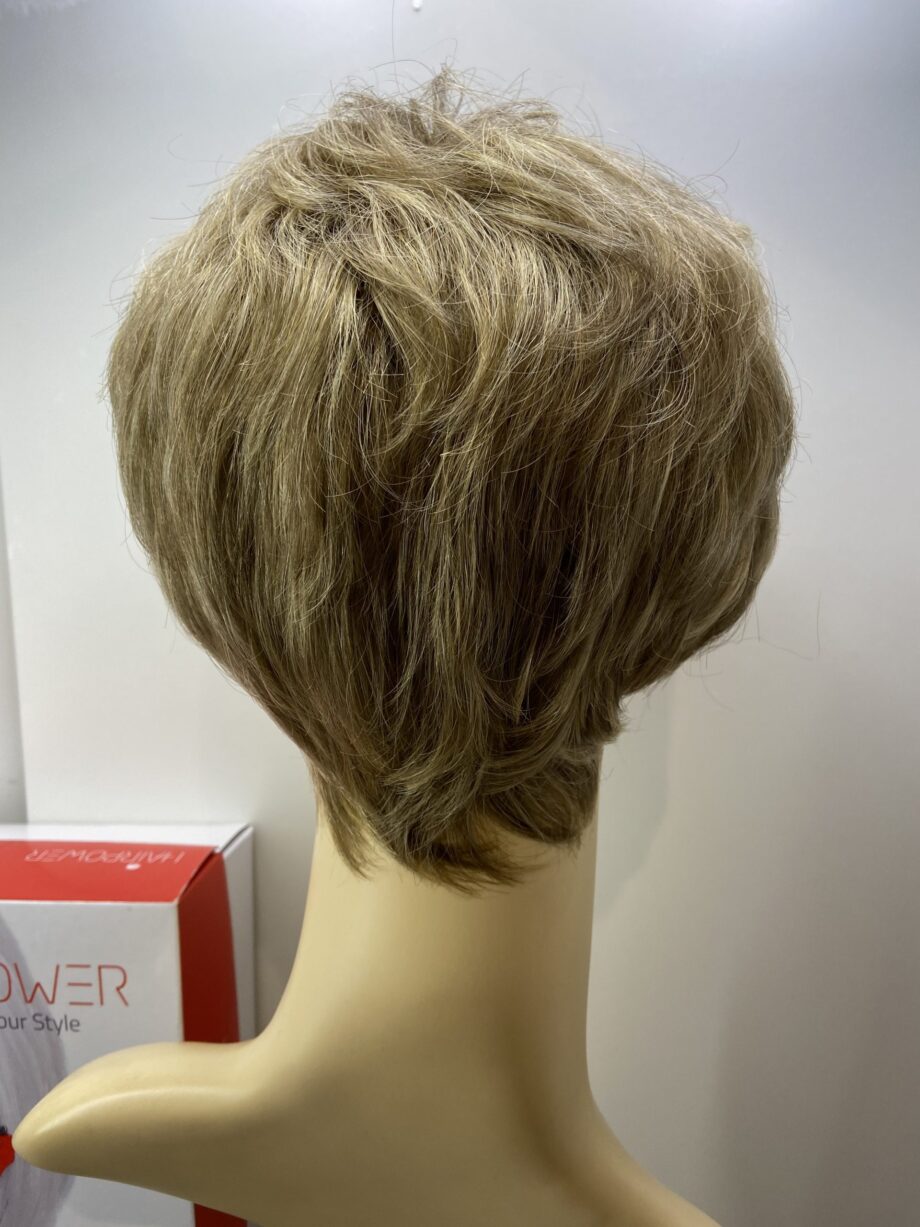 Short blonde Ellen Wille wig. Bblss126