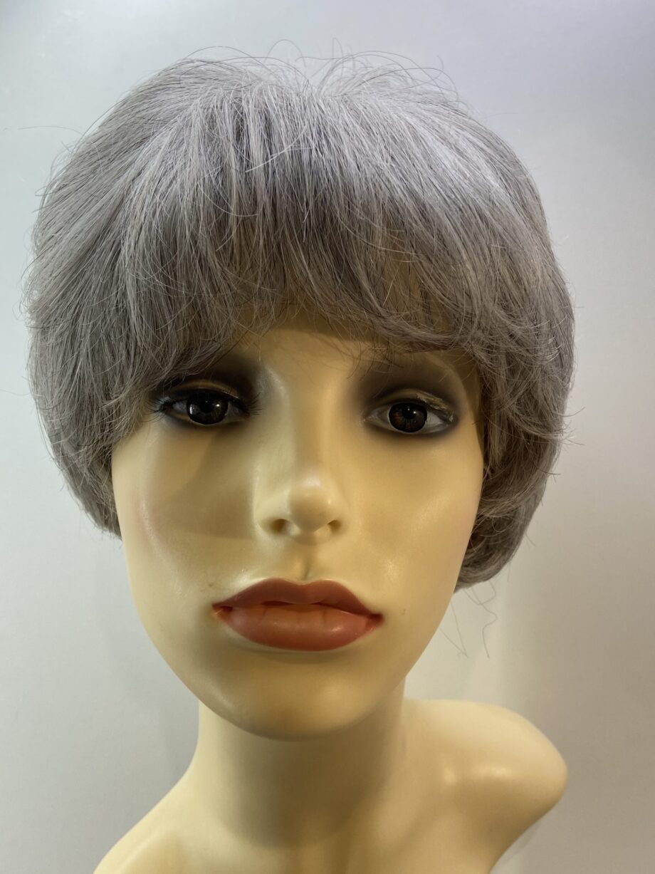 Salt and pepper grey wig. Gss515