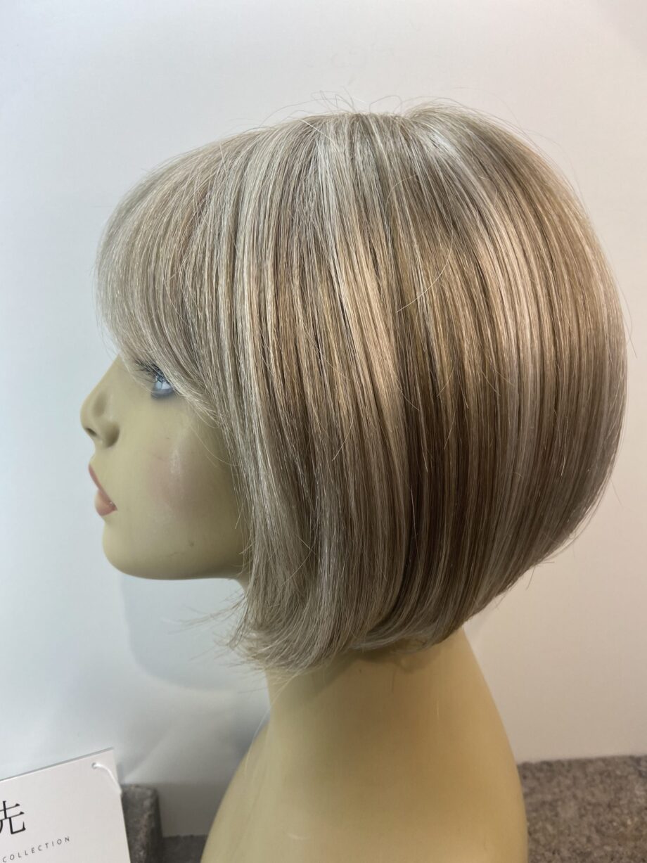 Stunning new blonde Bob. Blms5996