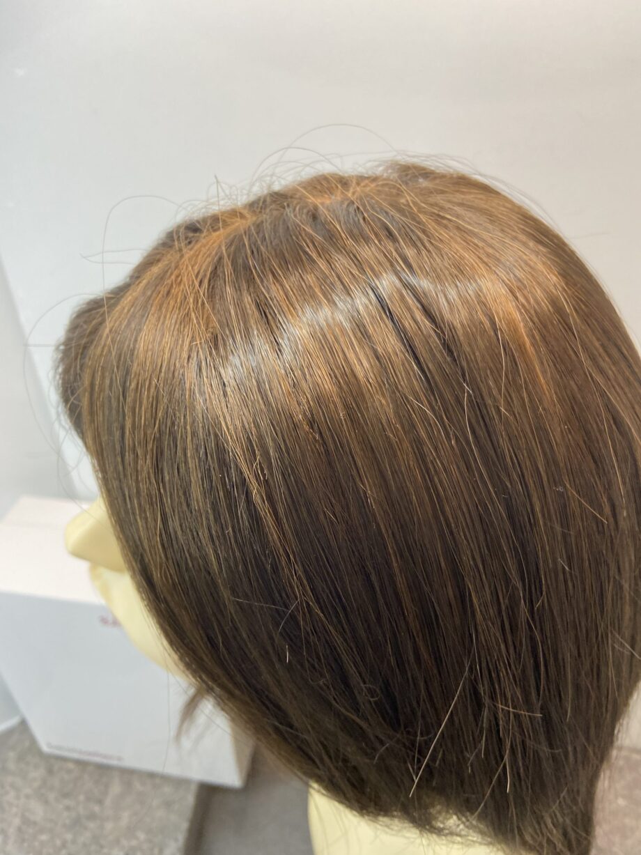 Long chocolate copper brown wig. Bbrls113