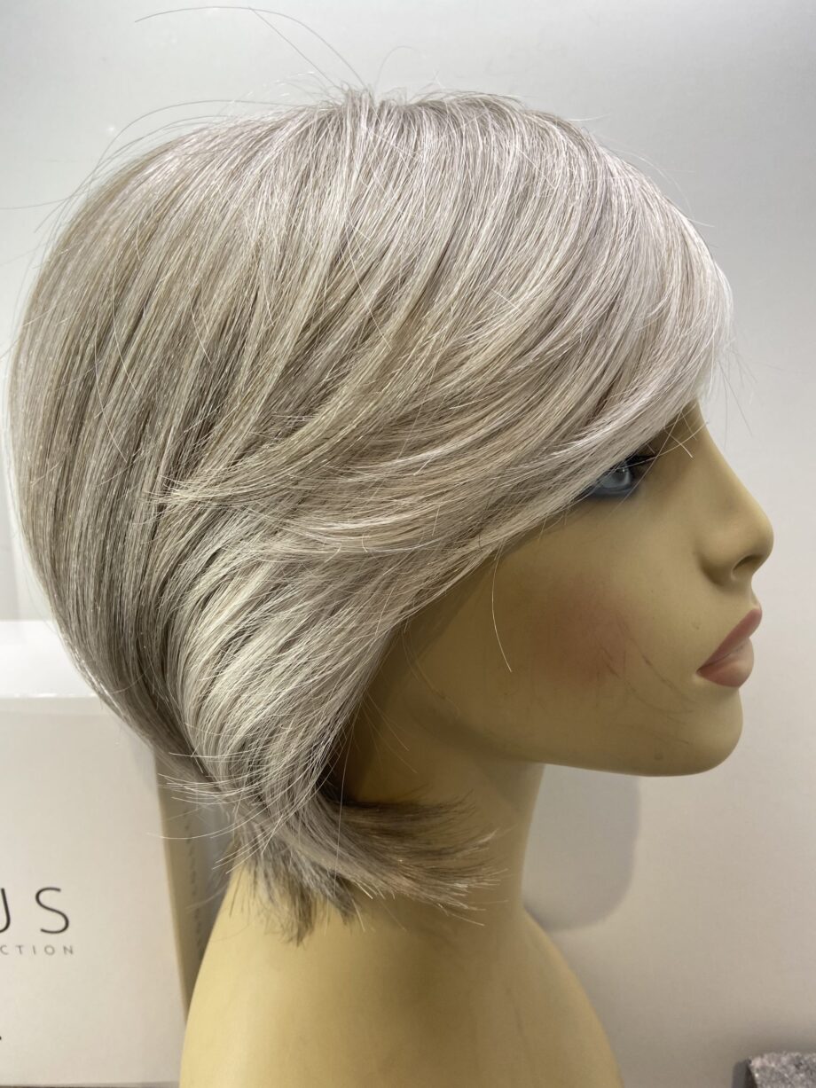 Superb Silky grey stylish wig. Lotus collection. Bgss132
