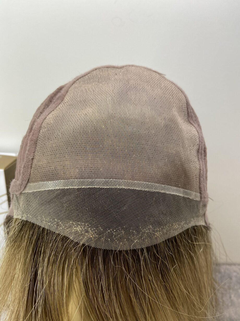 New stunning long brown wig. Bbrms114