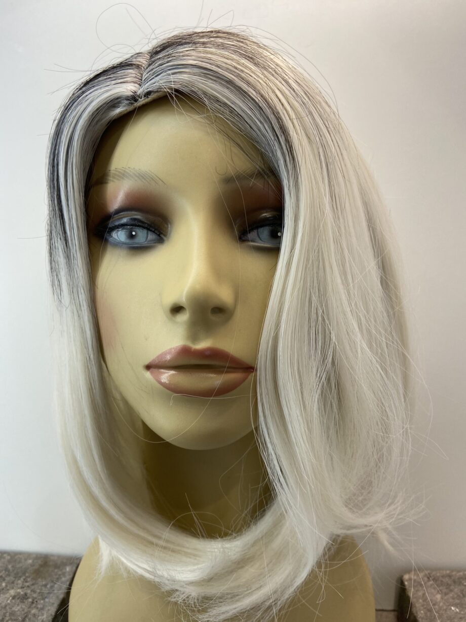White with flash wig. Wls206