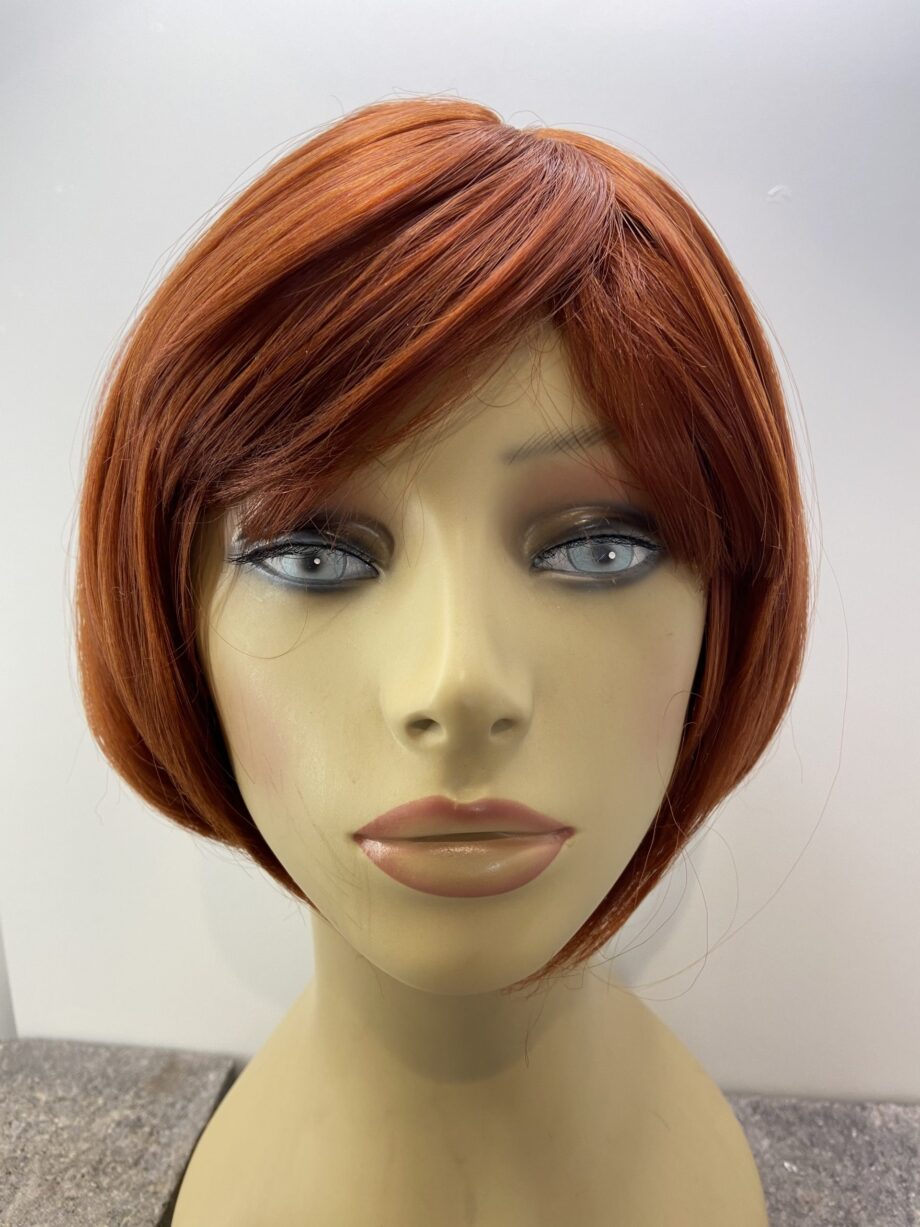 Strong red Bob. Rms76