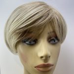 Short blonde highlighted wig. Blss41
