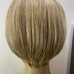 Stunning blonde mid length wig. Bblms145