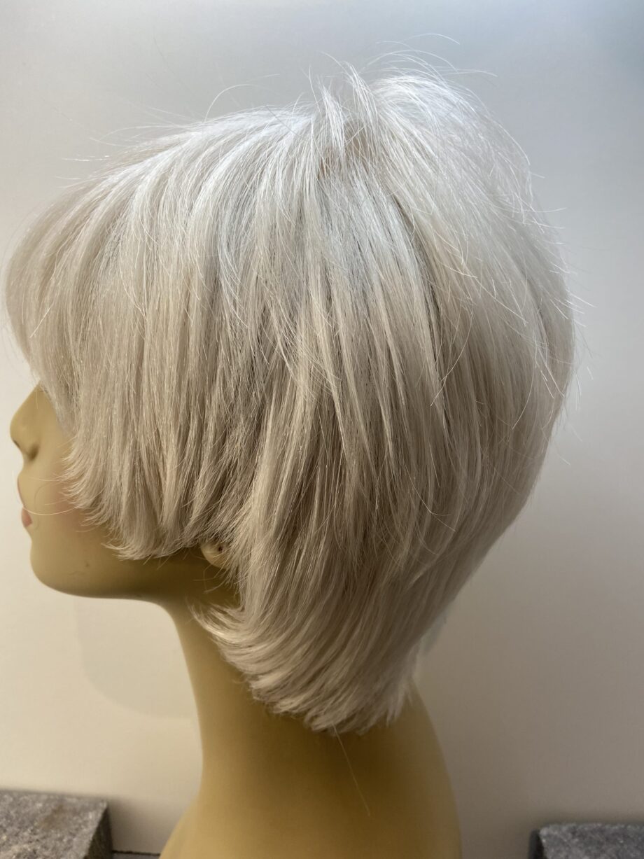 Snow White short designer wig. Wss7026