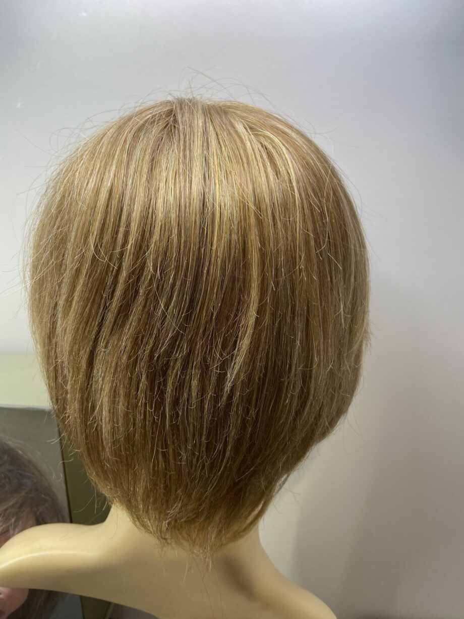 Sandy mix soft cap blonde new wig. Bblms148