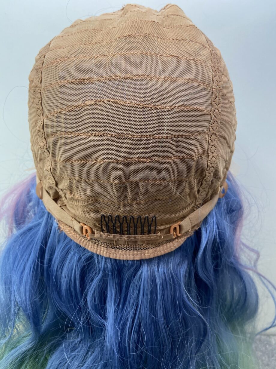 Multi coloured long wavy wig. Multlc7023