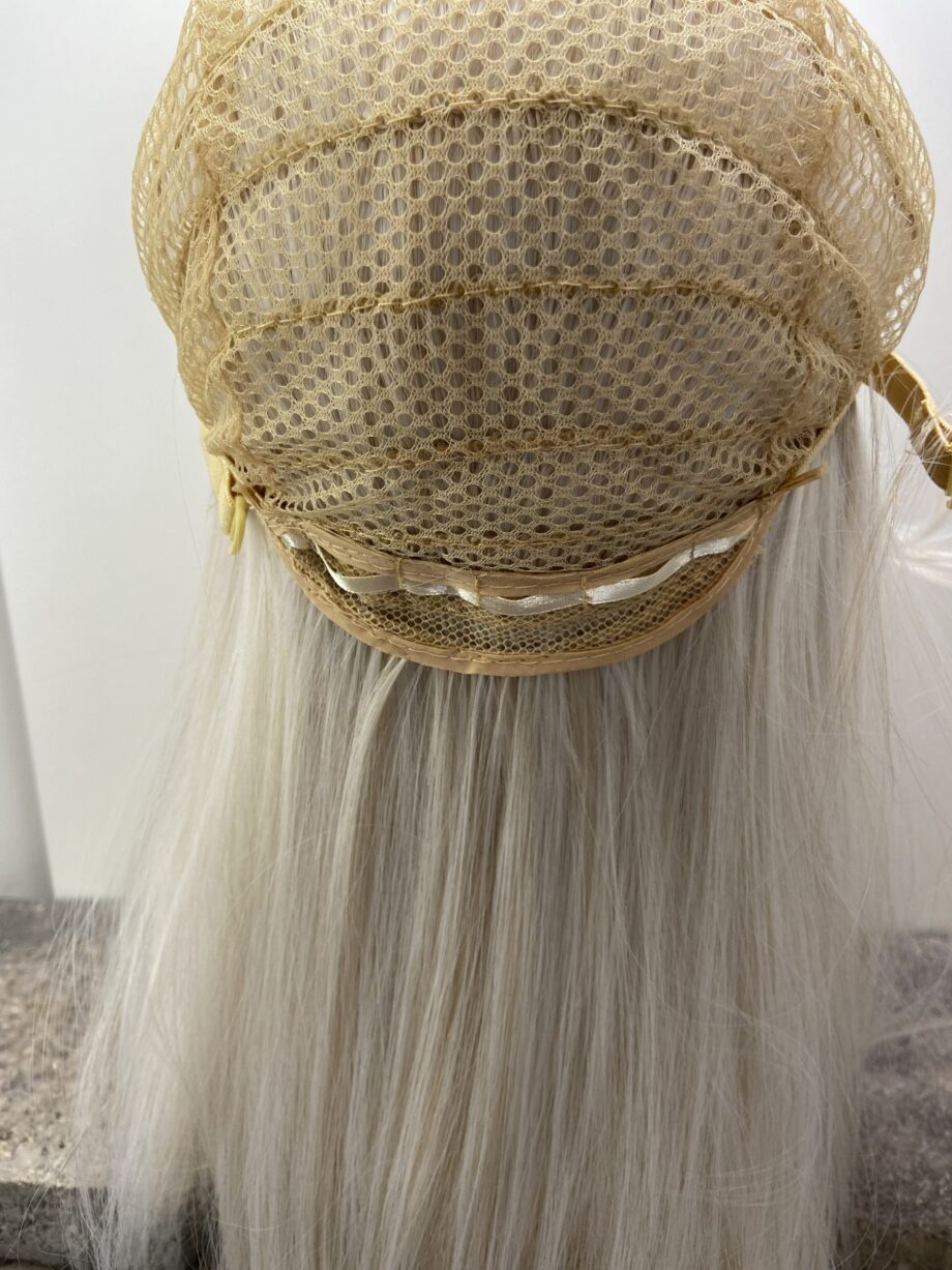 Brand new light blonde/white. Blls72