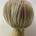 Short blonde highlighted wig. Blss41