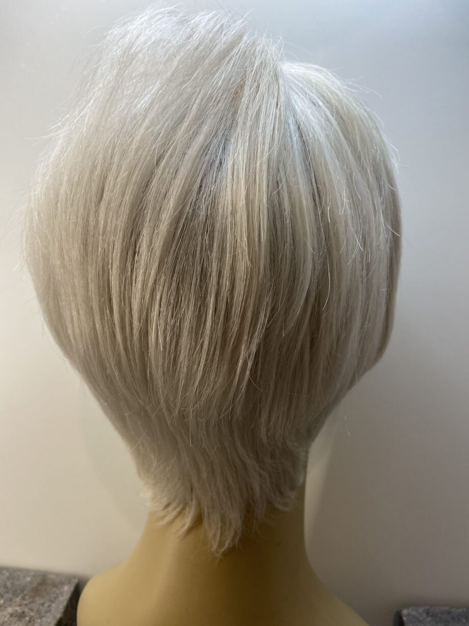 Snow White short designer wig. Wss7026