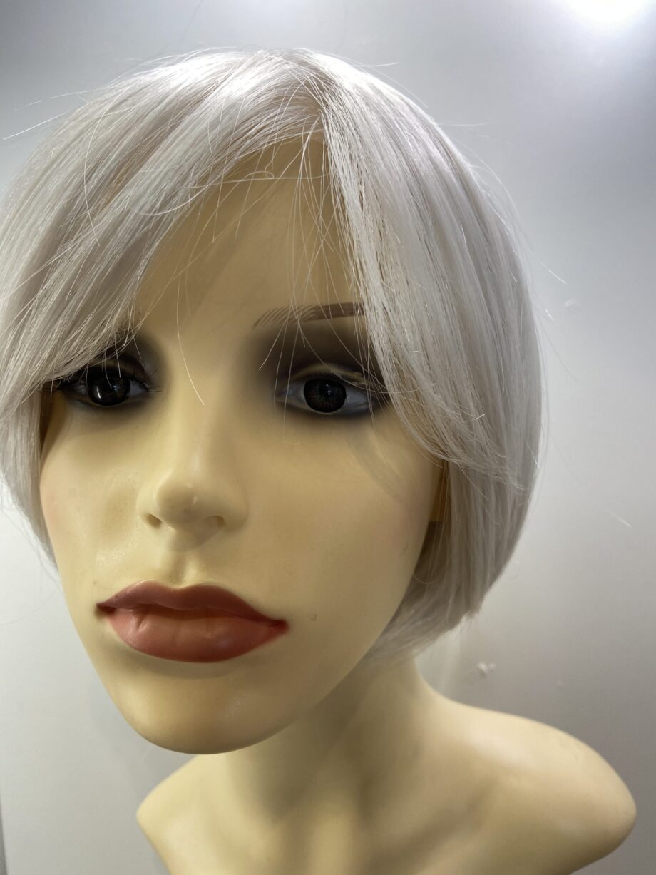 Silver snow White Bob. Wms75