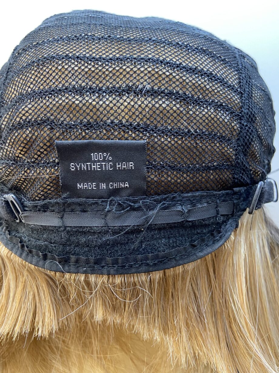 Blonde rooted long wig. Blls88