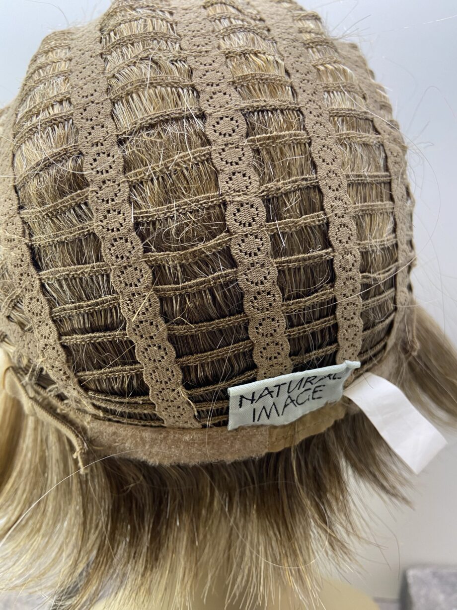 New petite blonde Bob. Blms107