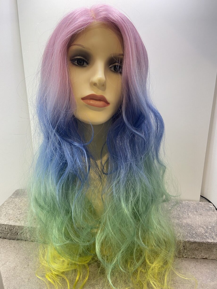 Multi coloured long wavy wig. Multlc7023