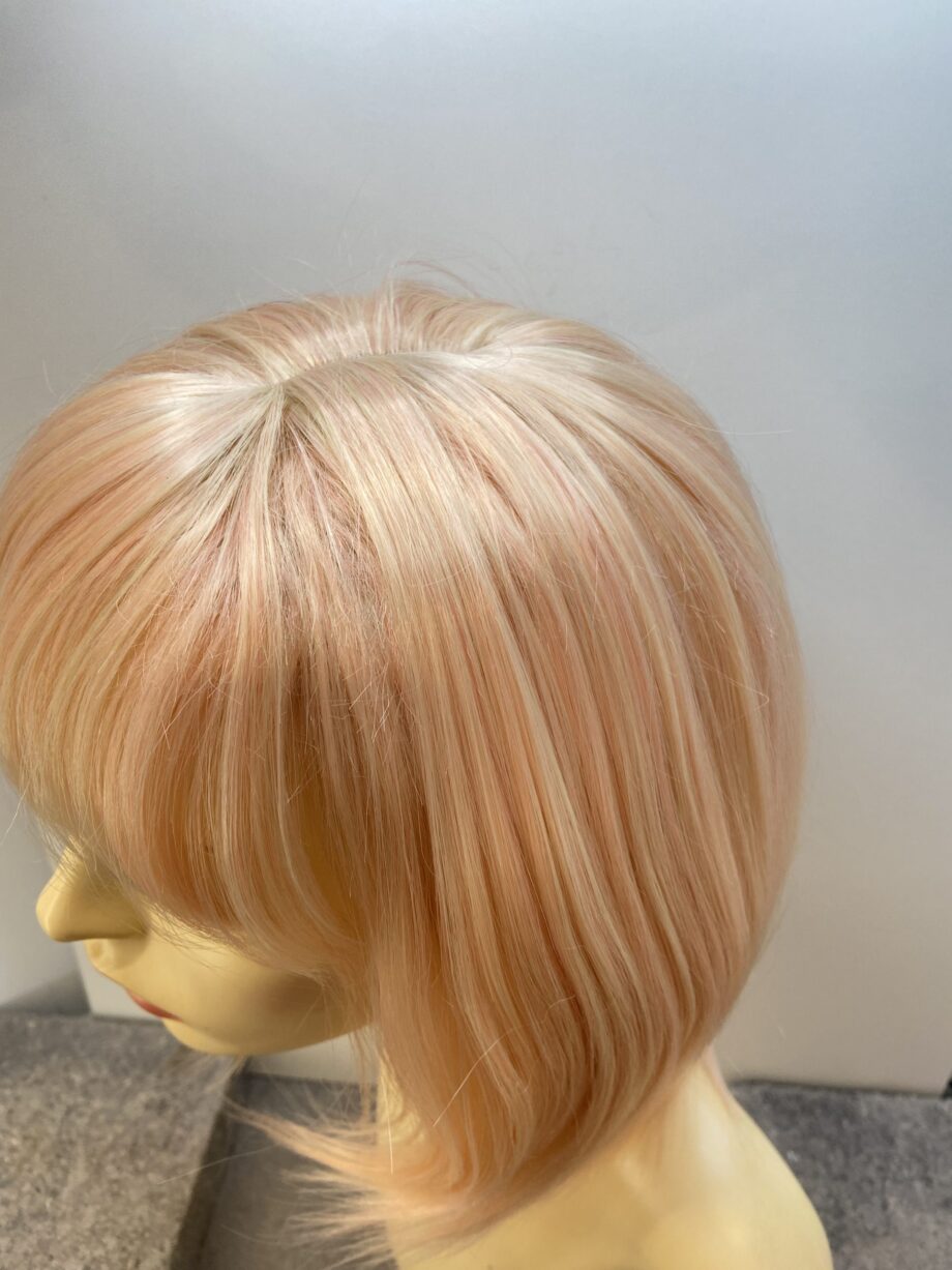 Peach pink long wig. Pls92