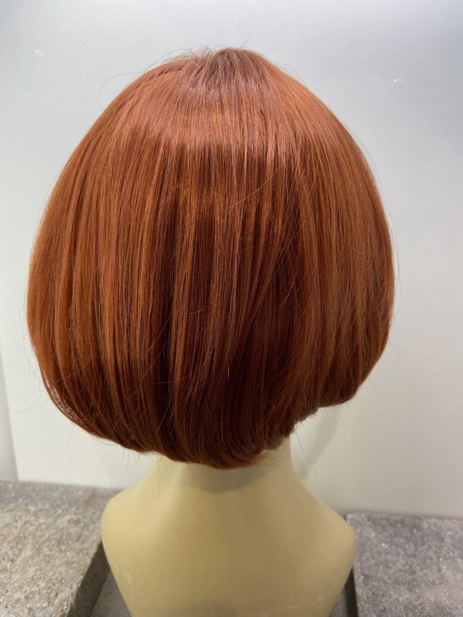 Strong red Bob. Rms76