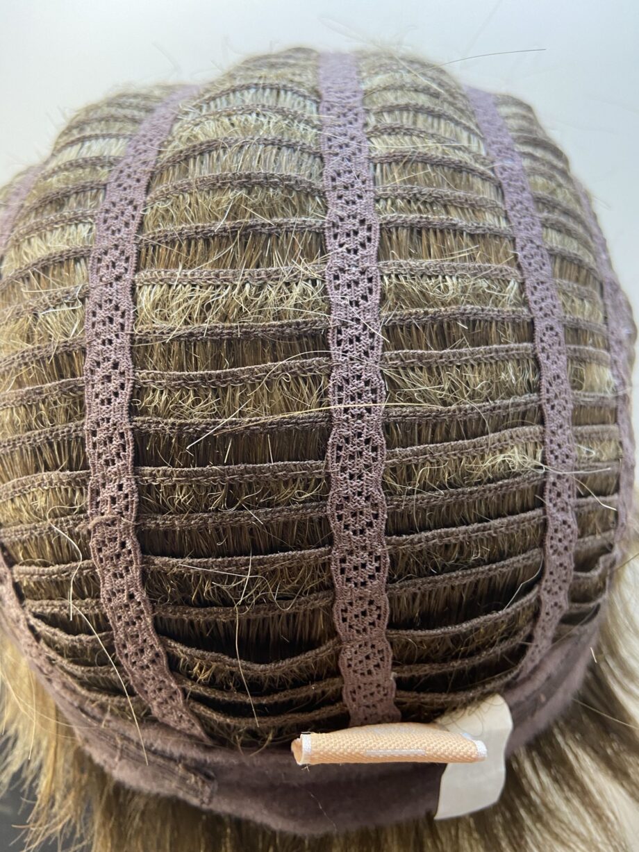 Light brown stylish wig. Bbrss168