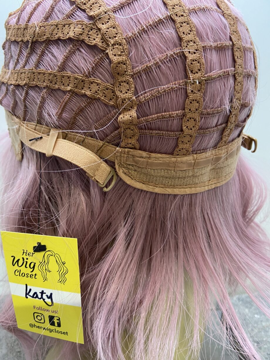 Long pink new wig. Plpinklw528