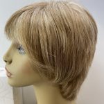 Gold Blonde short highlighted wig. Bblms176