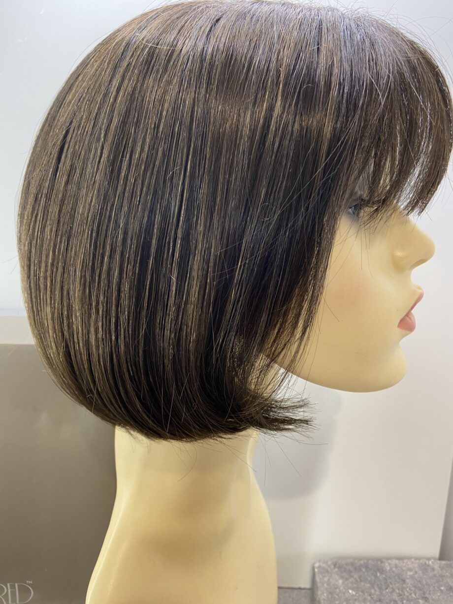 Mid length chocolate brown wig. Bbrms160
