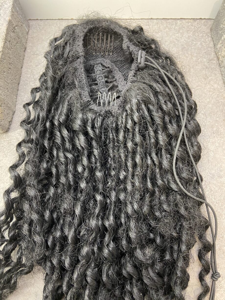 New hair piece black.8021