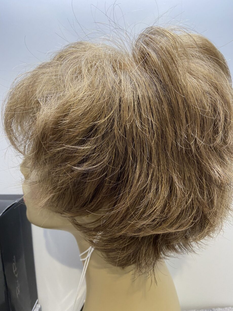 Marble brown short new wig. Bbrsw174