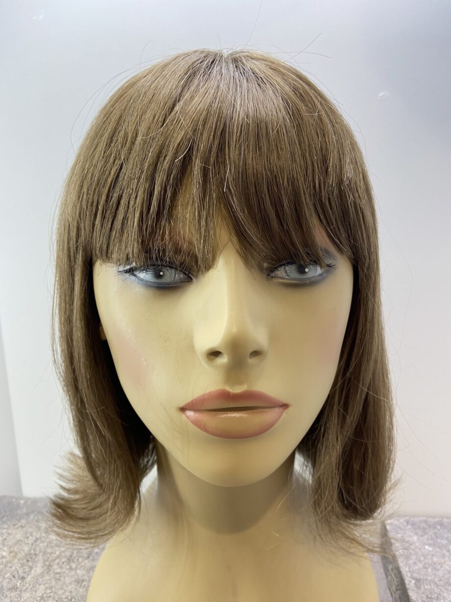 Gorgeous brown long wig. Plbrls542