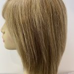 Blonde medium wig. Plblms45