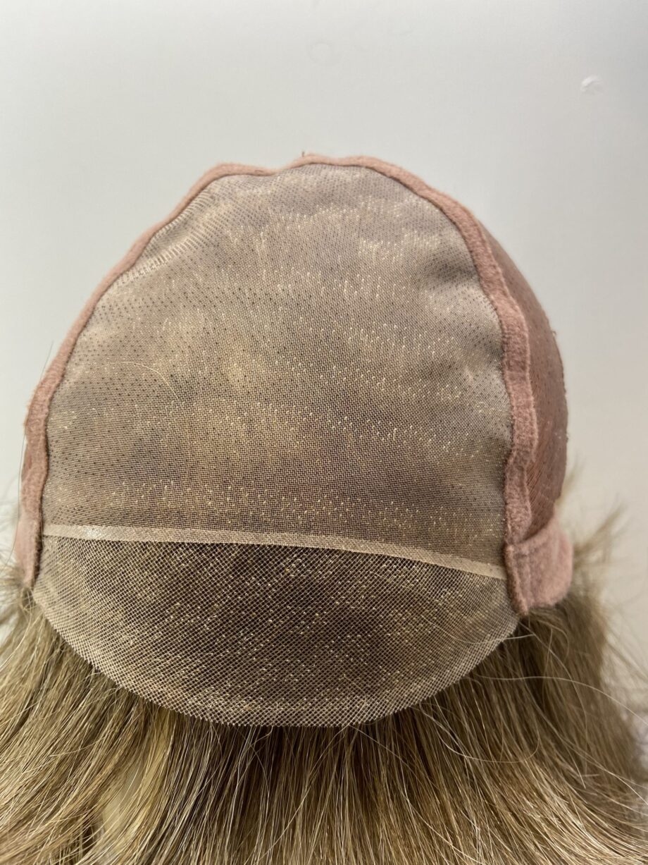 Stylish brown wig. Bbrms163