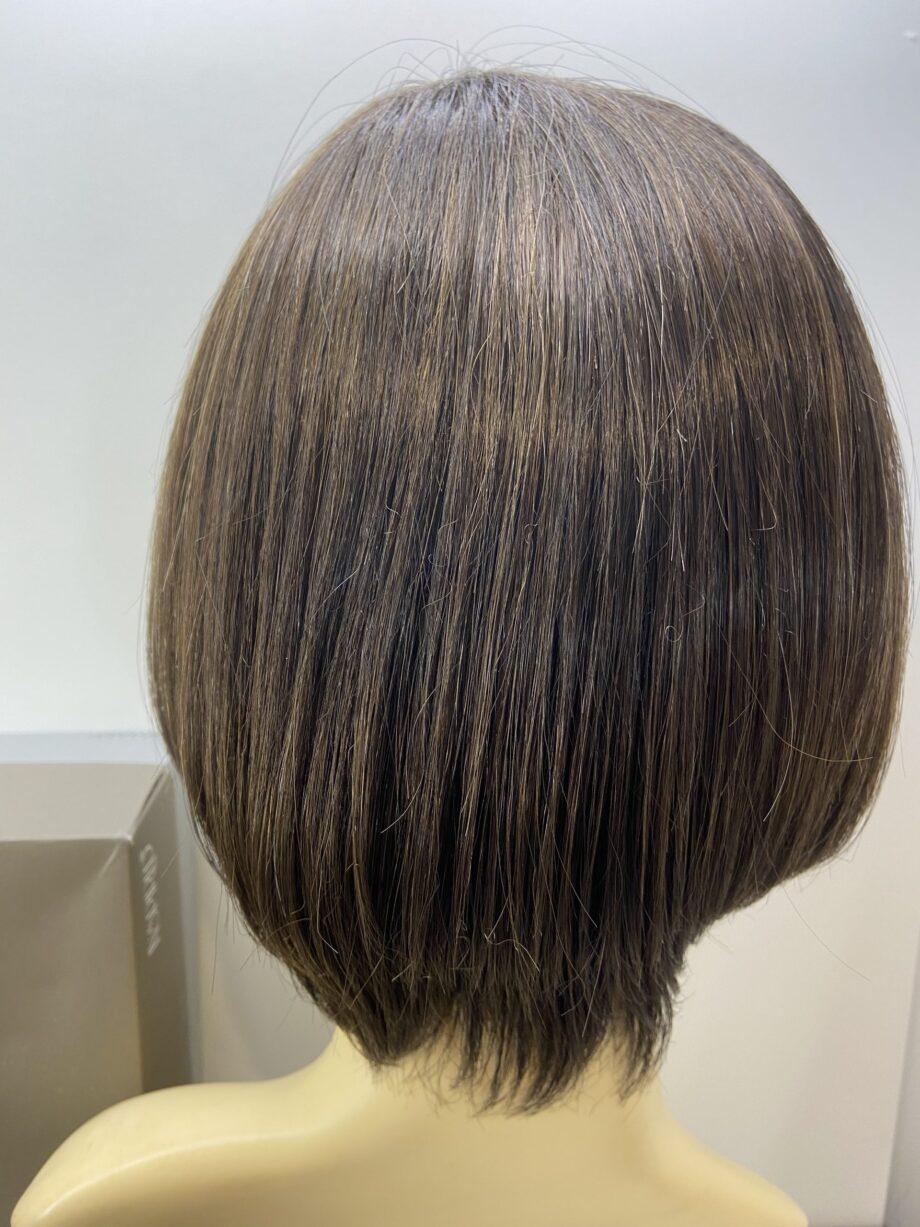 Mid length chocolate brown wig. Bbrms160