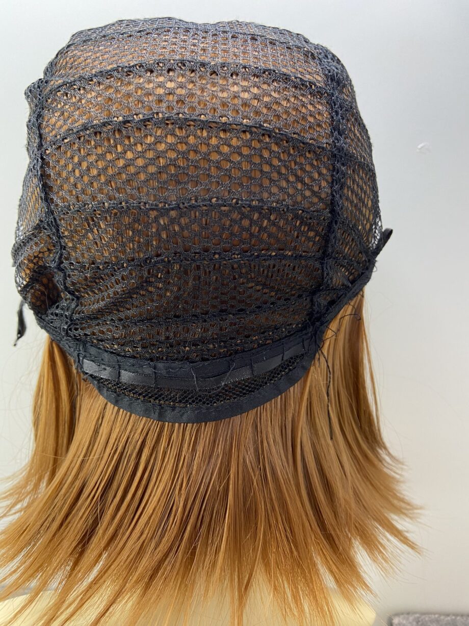 Auburn mid length wig. Rms301