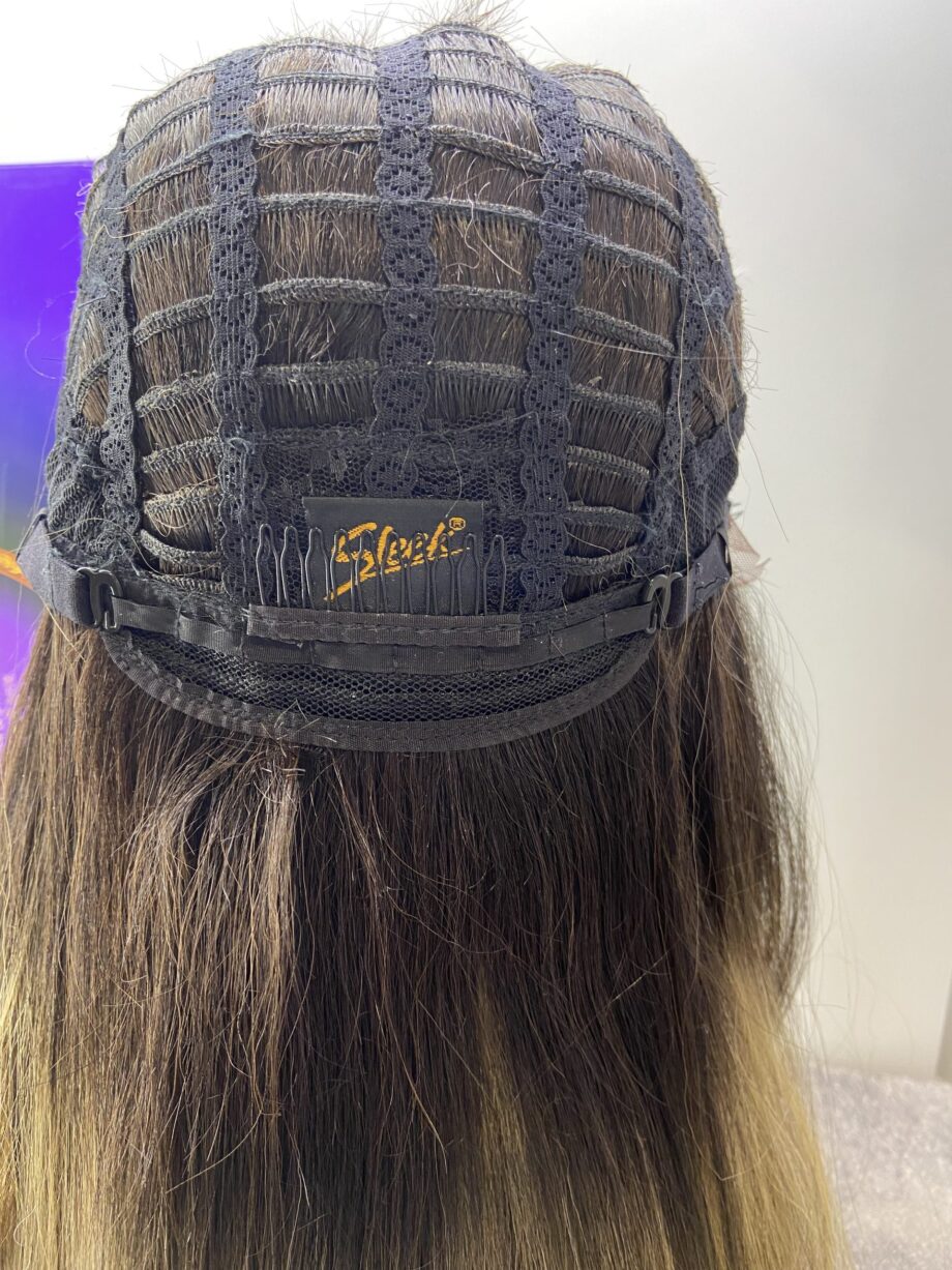 Sleek very long rooted wig. Bbrls183