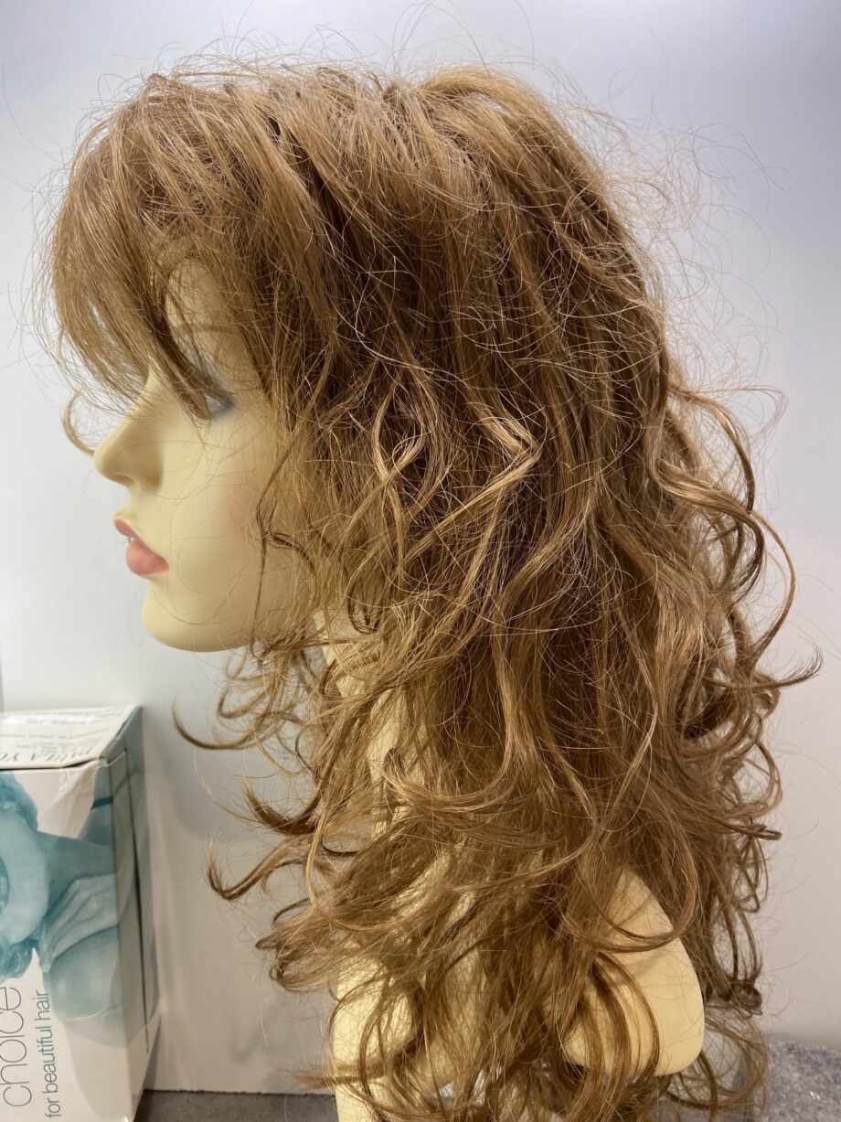 Long reddish brown. Brck198