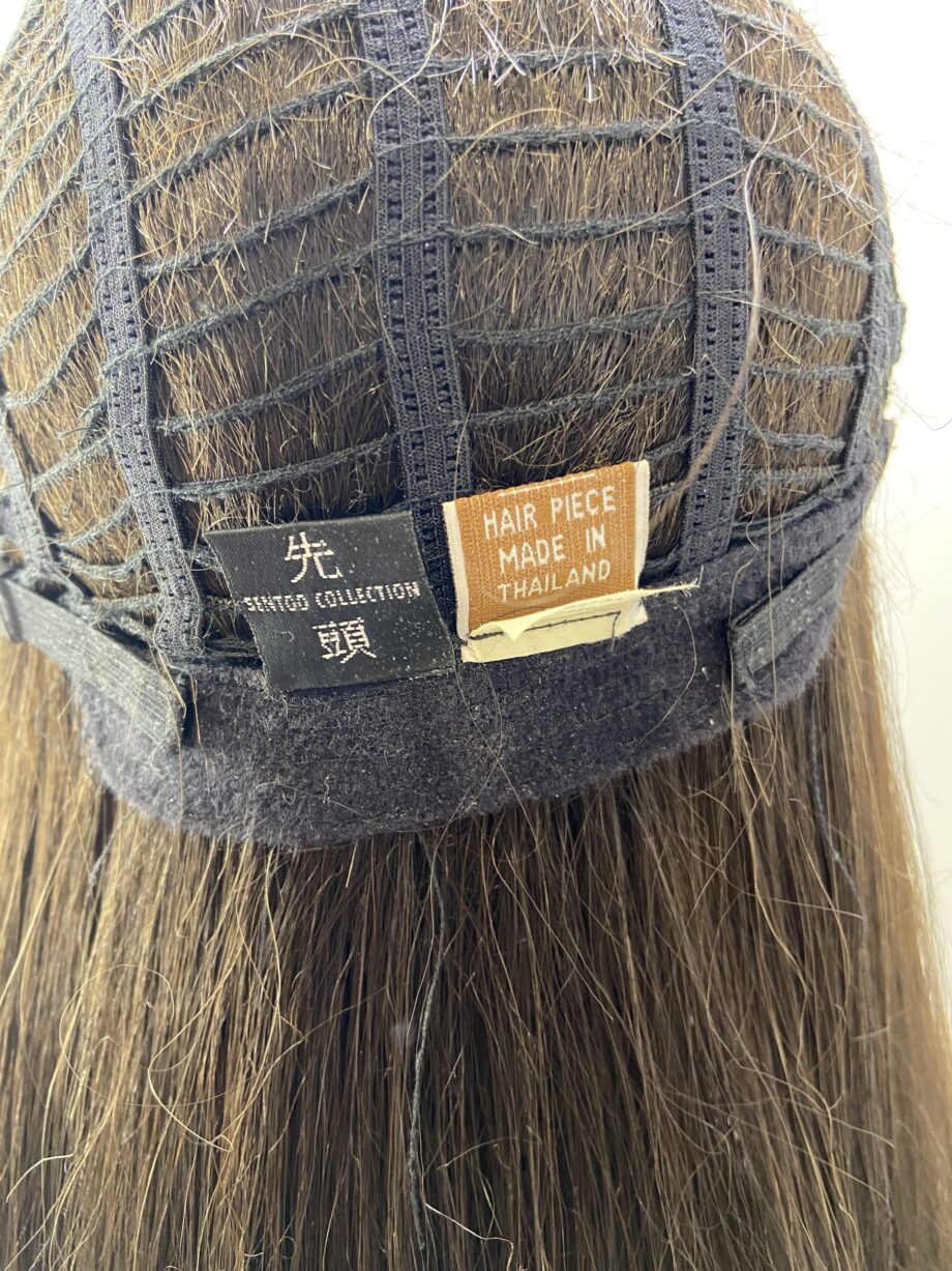 Highlighted brown long wig. Bbrls202