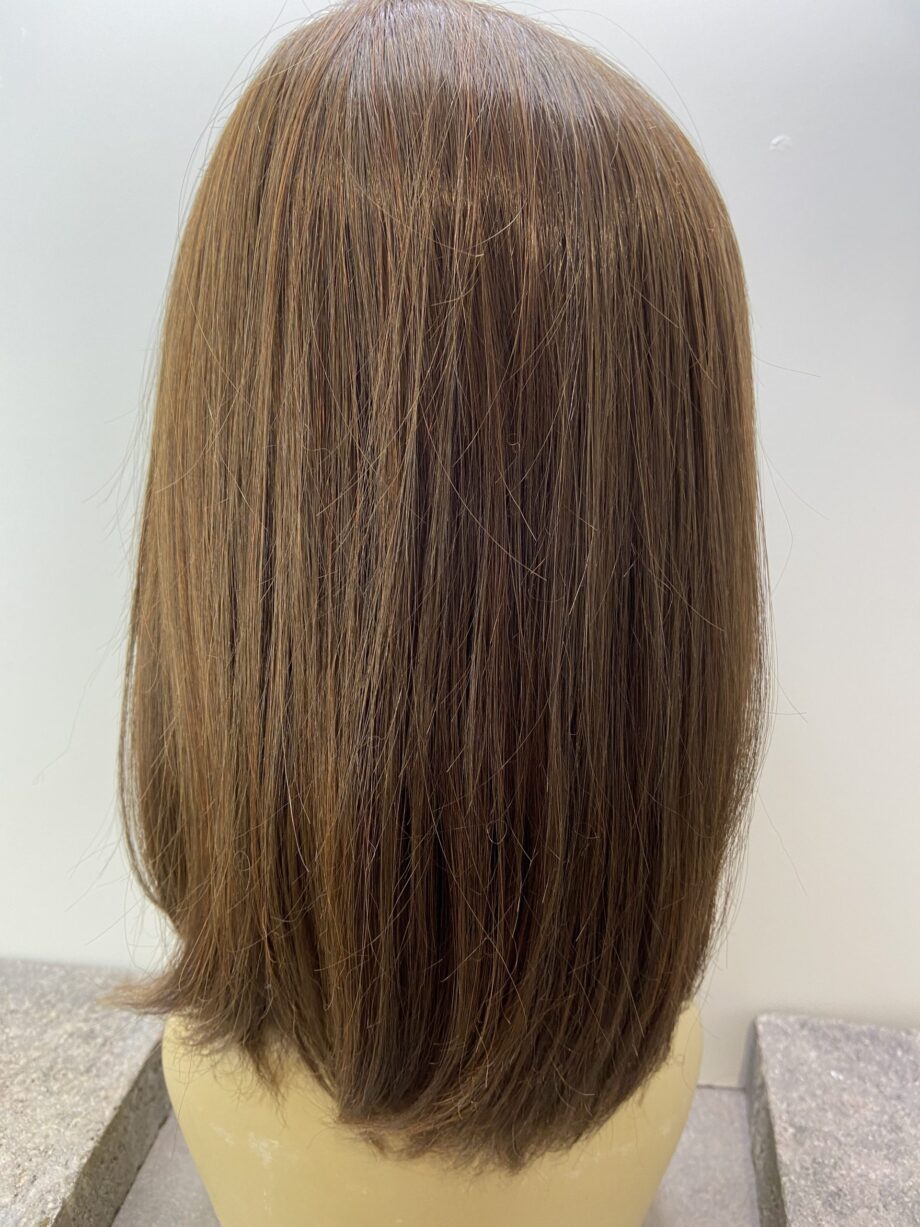 Stunning shiny sleek brown long wig. Brms79