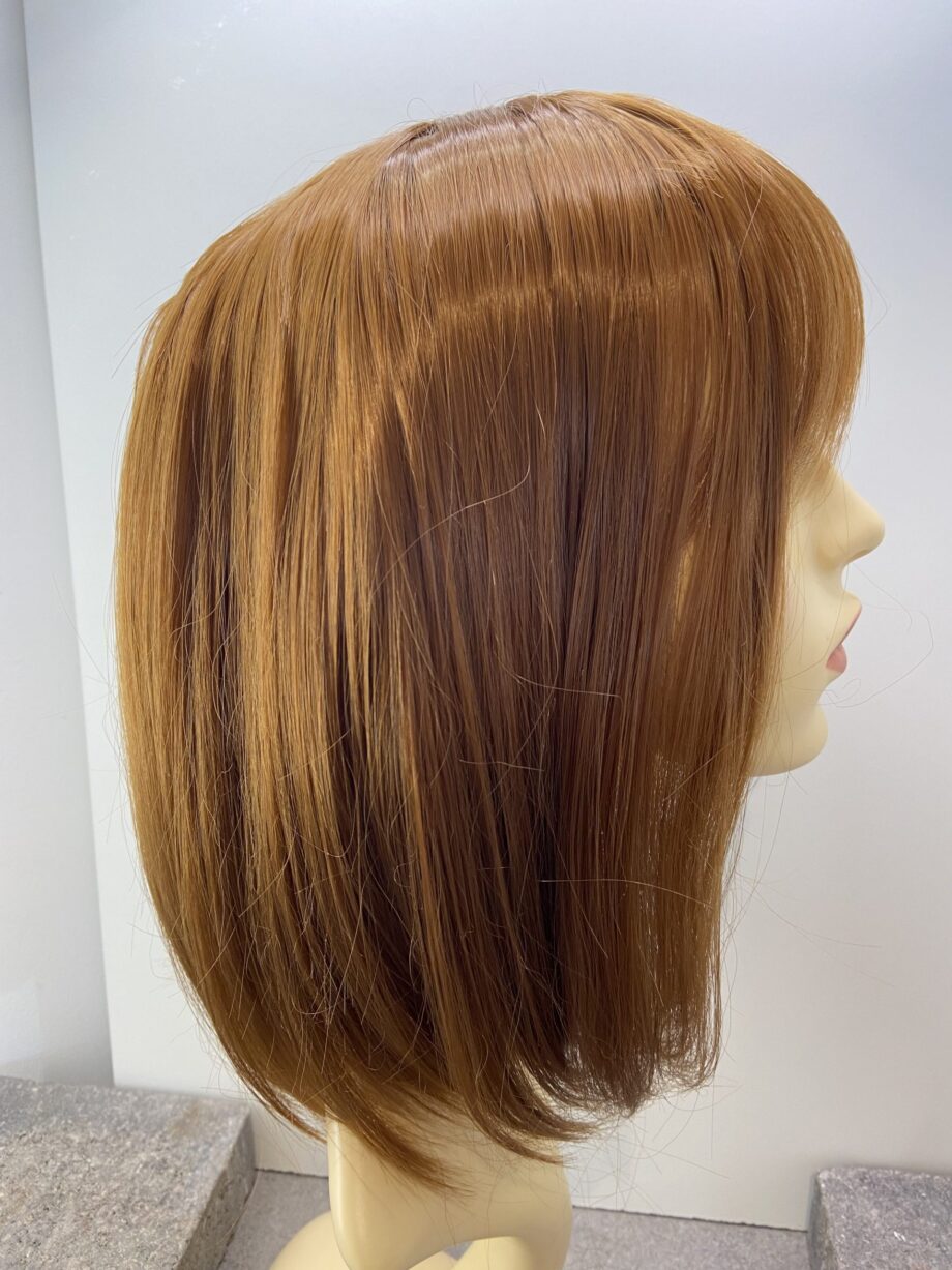 Auburn mid length wig. Rms301