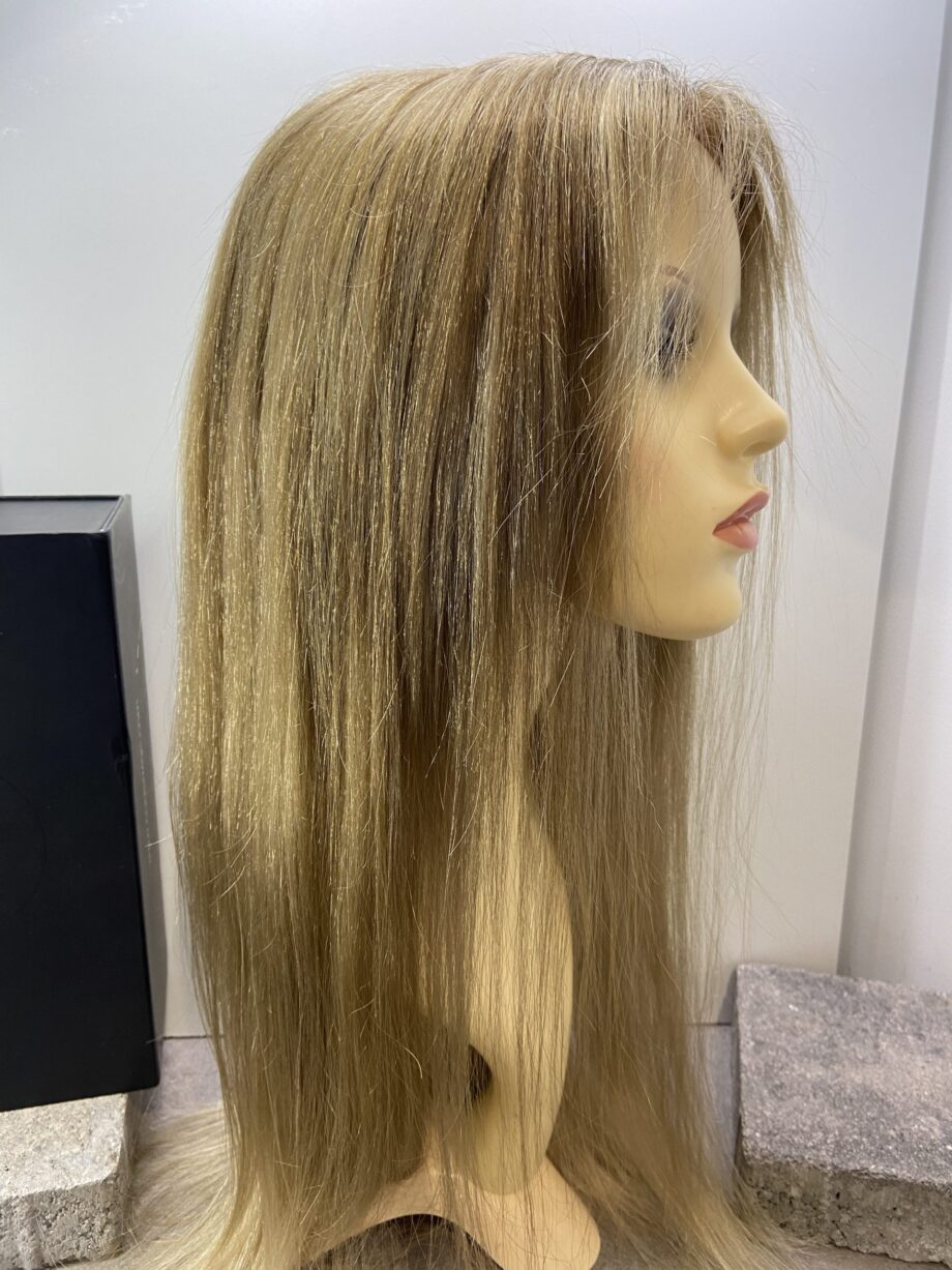 Long blonde new soft cap wig. Bblls191