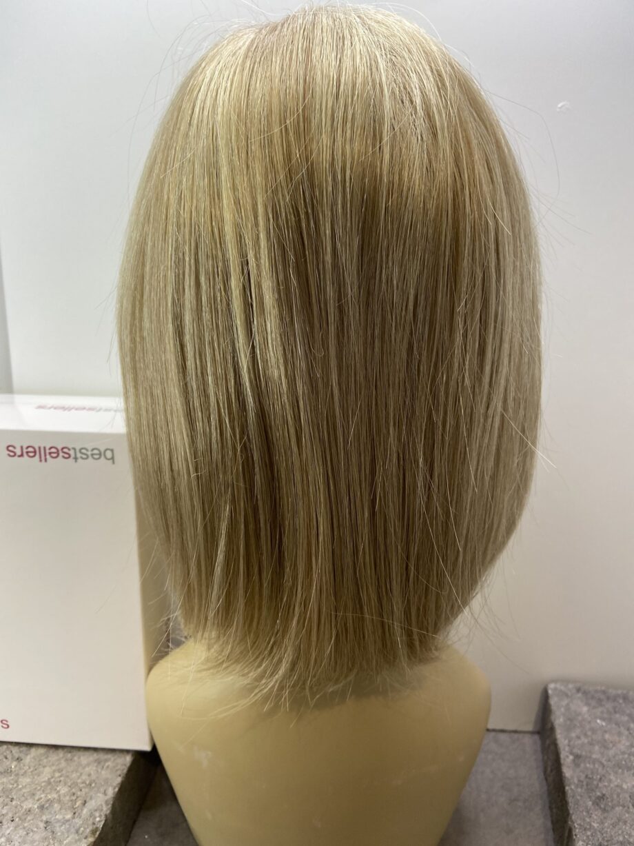 New blonde wig. Bblms180