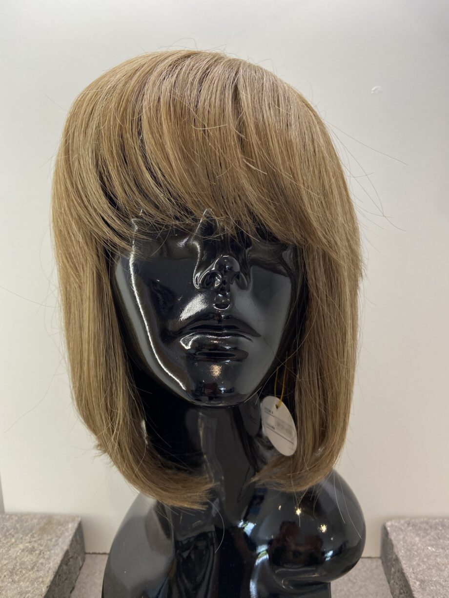 Light brown mid length wig. Brms305