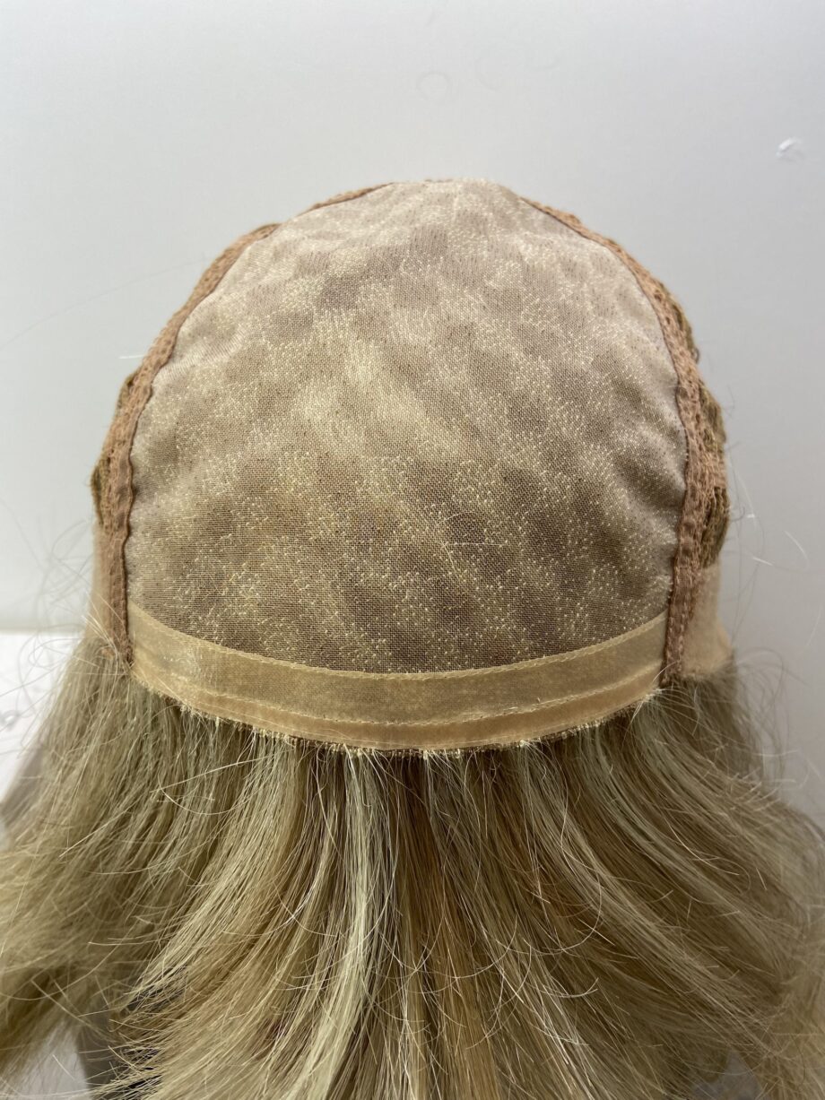 New blonde wig. Bblms180