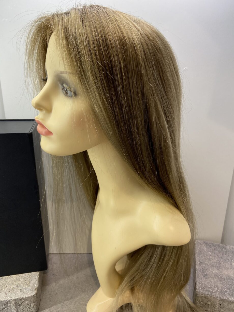 Long blonde new soft cap wig. Bblls191