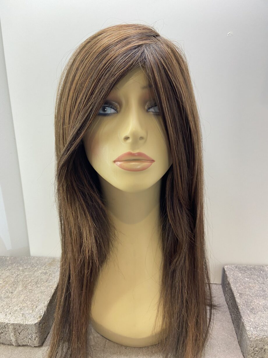 Highlighted brown long wig. Bbrls202
