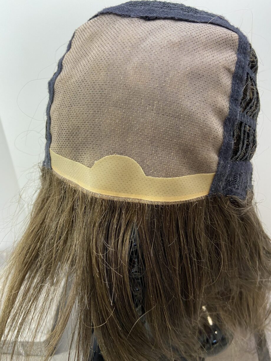 Long dark brown wig. Brls31
